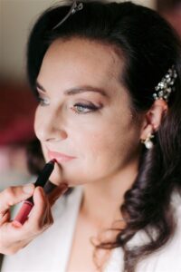 ALT= bridal luxury makeup style